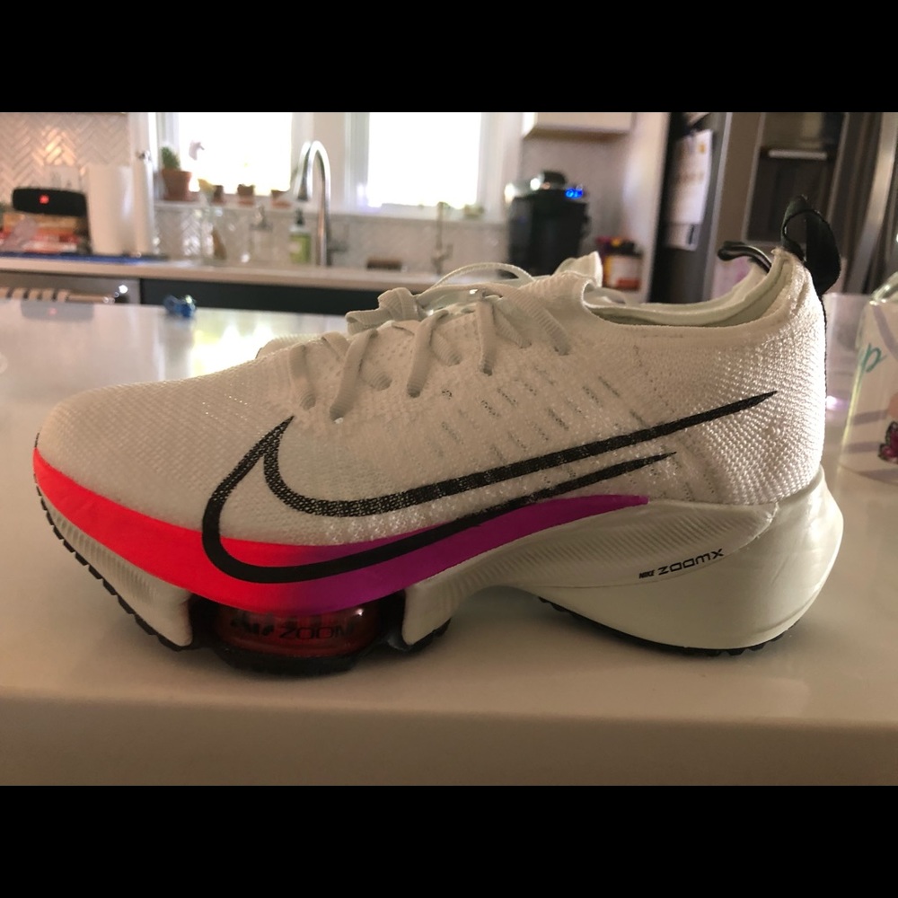 Nike Air Zoom Tempo NEXT%